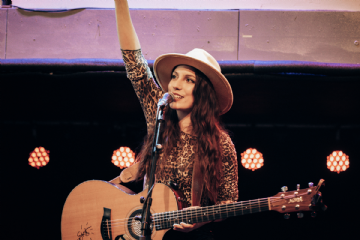 Stories to tell - Mikol Frachey