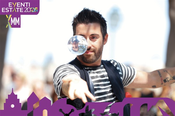 FLIP - Magia in piazza