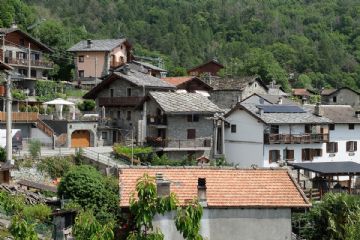 L'abitato di Moron, punto di partenza dell'itinerario